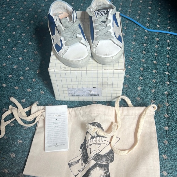 Worn once baby golden goose sneakers size 21! Perfect condition with box & book - Picture 1 of 8